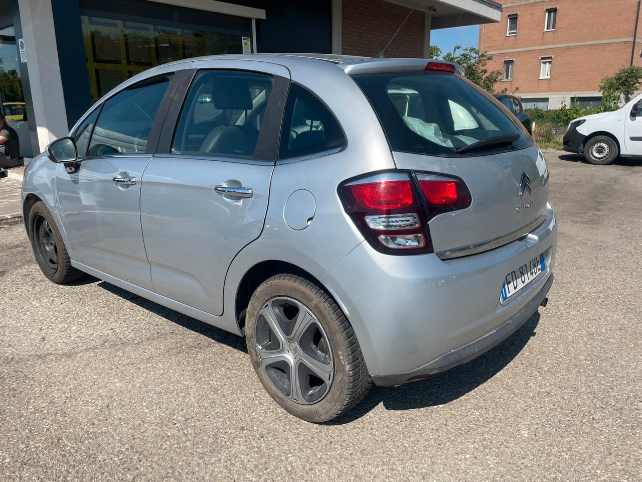 Citroen C3 PureTech 82 Exclusive GPL DISTRIBUZIONE NUOVA