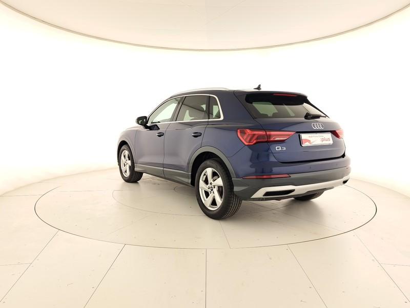 Audi Q3 35 2.0 tdi business advanced s-tronic