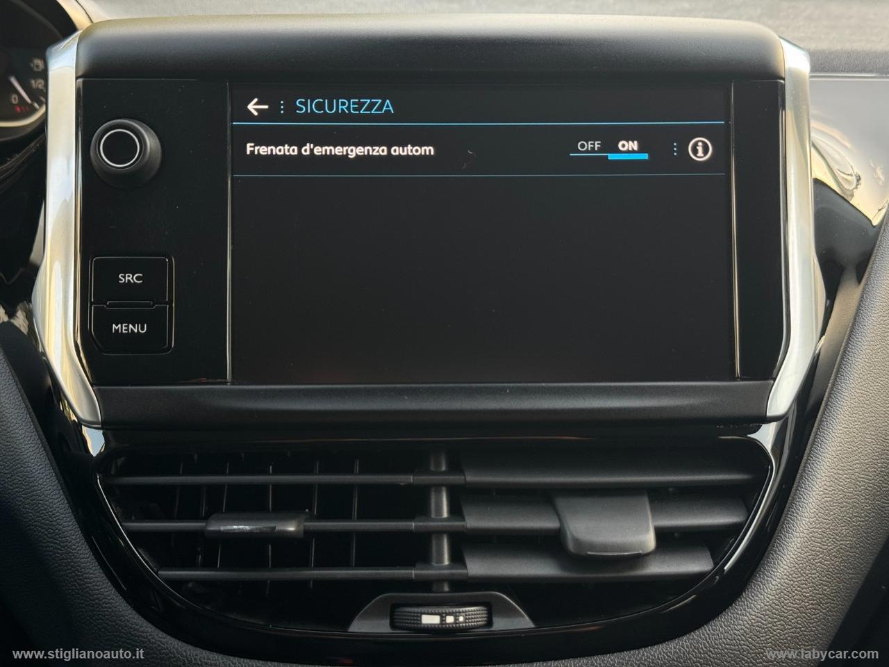 PEUGEOT 208 PureTech 82 S&S 5p. Signature
