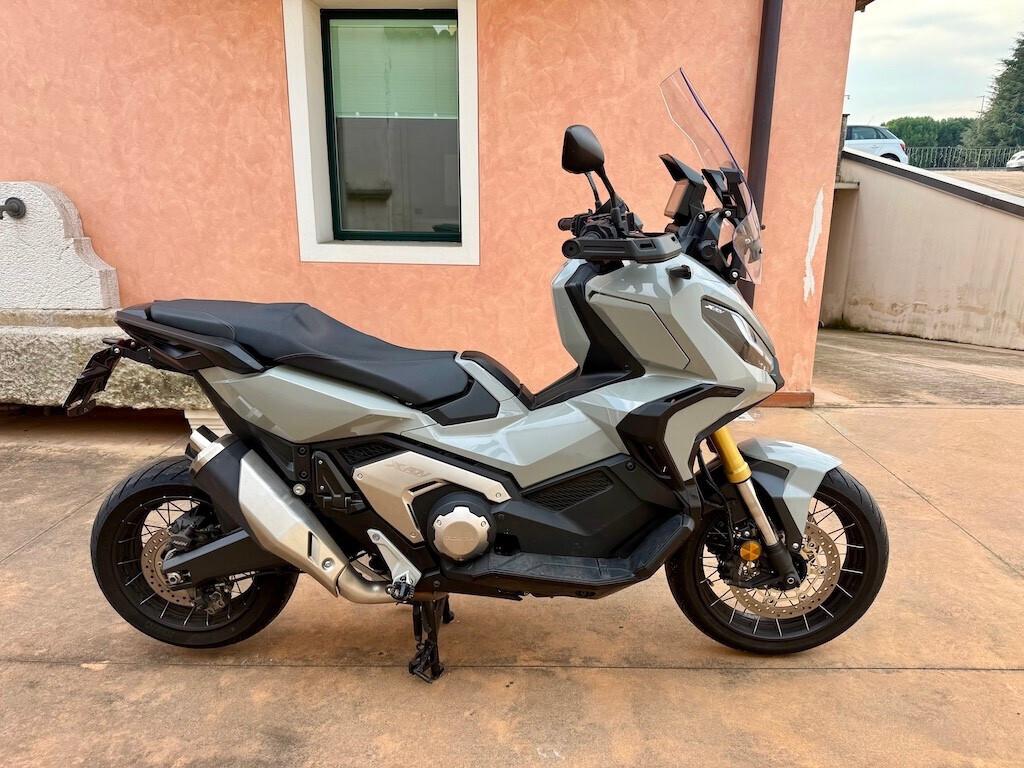 Honda X-ADV 750