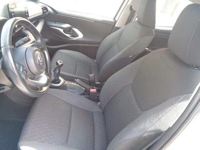 Toyota Yaris 1.0 5 porte Active OK NEOPATENTATI