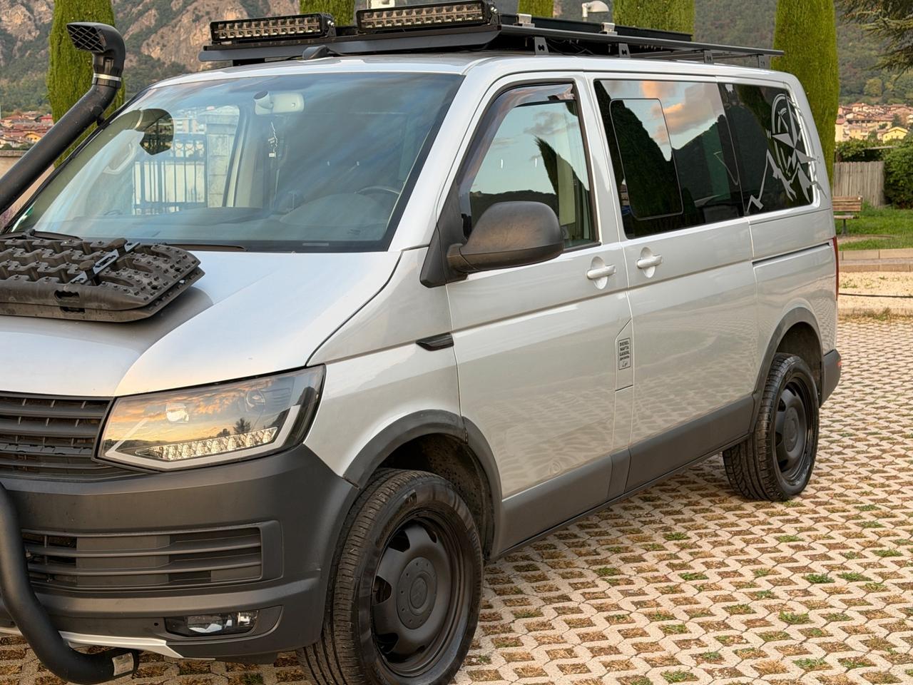 Multivan 2.5 TDI/174CV OffRoad T6 Restyling 2020,7 posti