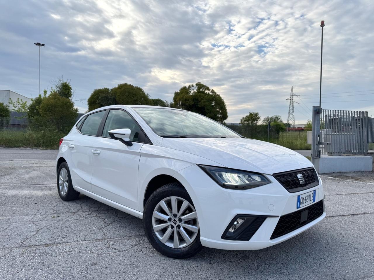 SEAT IBIZA 1.0 TGI Metano Style - Led Carplay