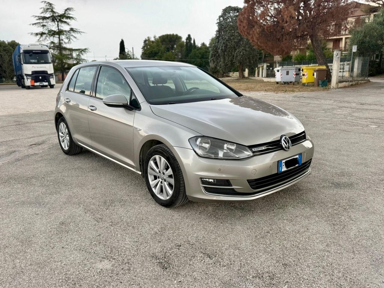Golf 7 1.4 TGi euro6B neopatentati unipro Bluemotion