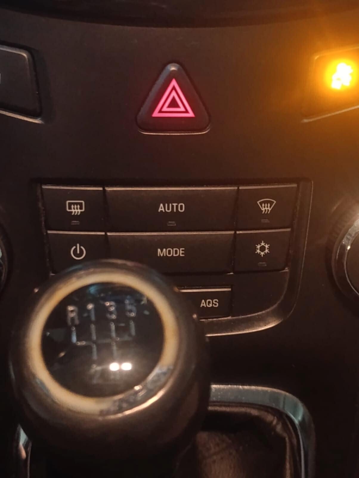 Chevrolet Orlando del 2013 GPL FINO 2033 7 POSTI