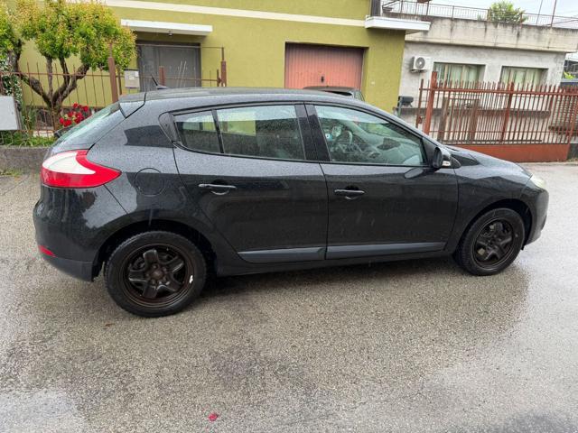 RENAULT Megane Mégane BENZINA 164000 KM