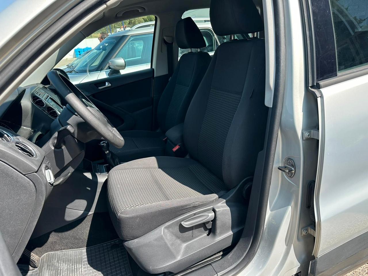 Volkswagen Tiguan 2.0 TDI BlueMotion 2010