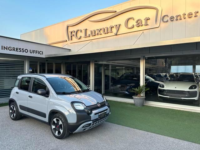 FIAT Panda 1.0 FireFly S&S Hybrid City Cross