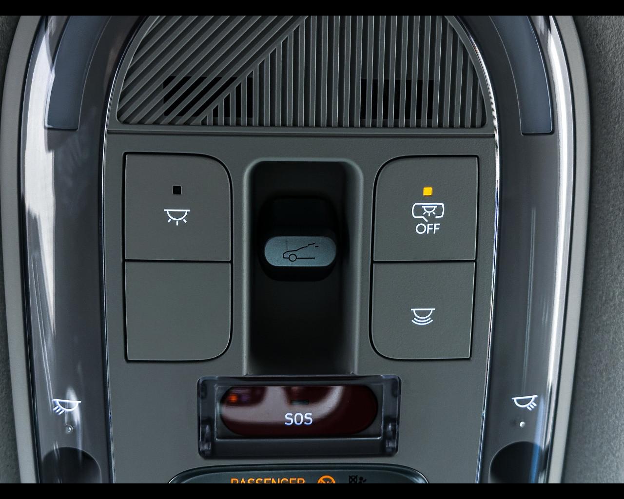 HYUNDAI IONIQ9 110 KWH 4WD CALLIGRAPHY 6PPERF+DM