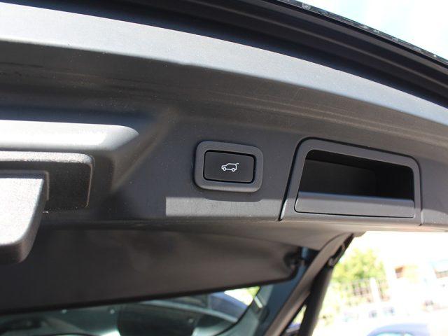 LAND ROVER Range Rover Velar 2.0D I4 R-Dynamic 240 CV