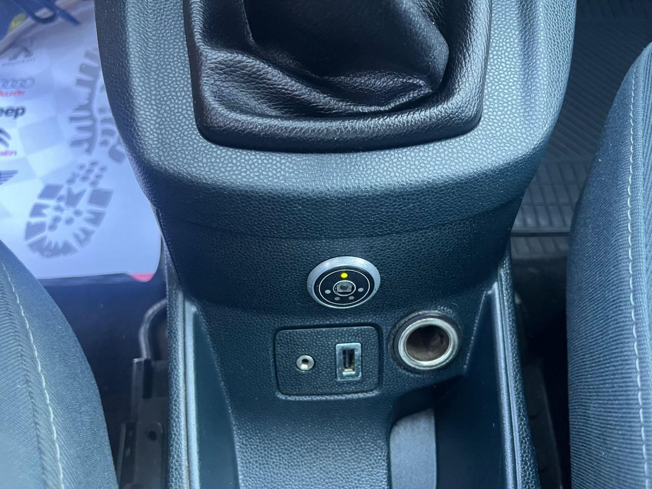 Ford Fiesta 1.4 5 porte Bz.- GPL Titanium Unipro 2012