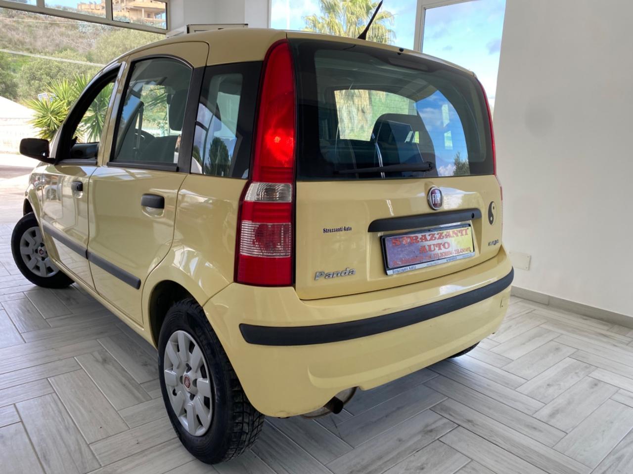 Fiat Panda 1.3 MJT70cv 16V Dynamic DA VETRINA2010