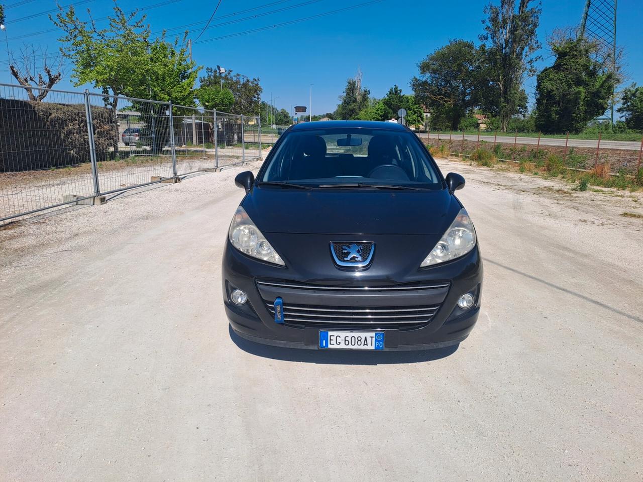 peugeot 207, 1.4 hdi ok neopatentati