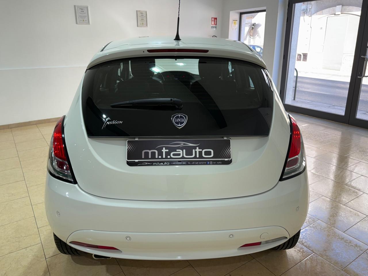 Lancia Ypsilon 1.2 69 CV 5 porte Gold