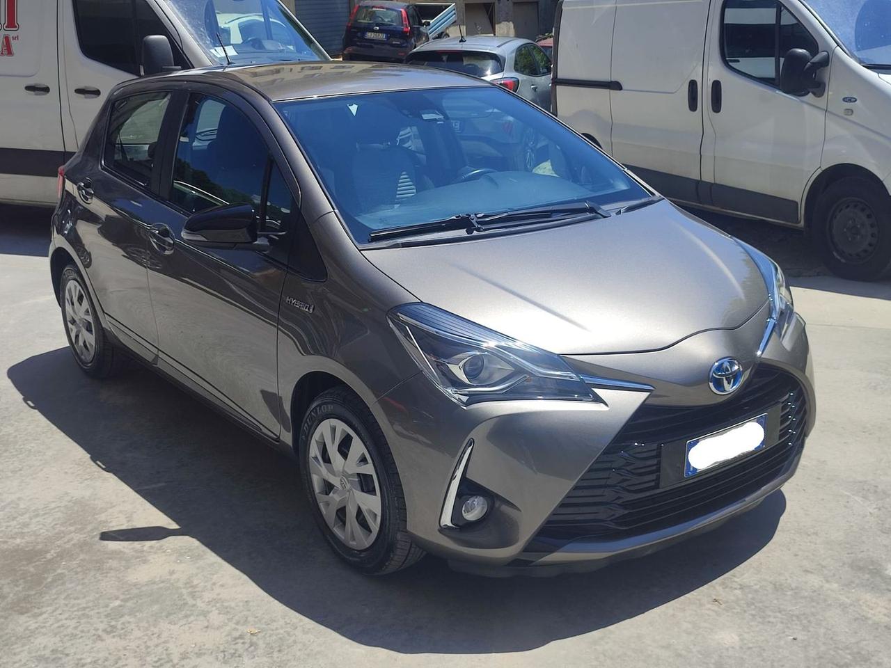 Toyota Yaris 1.5 Hybrid #2599