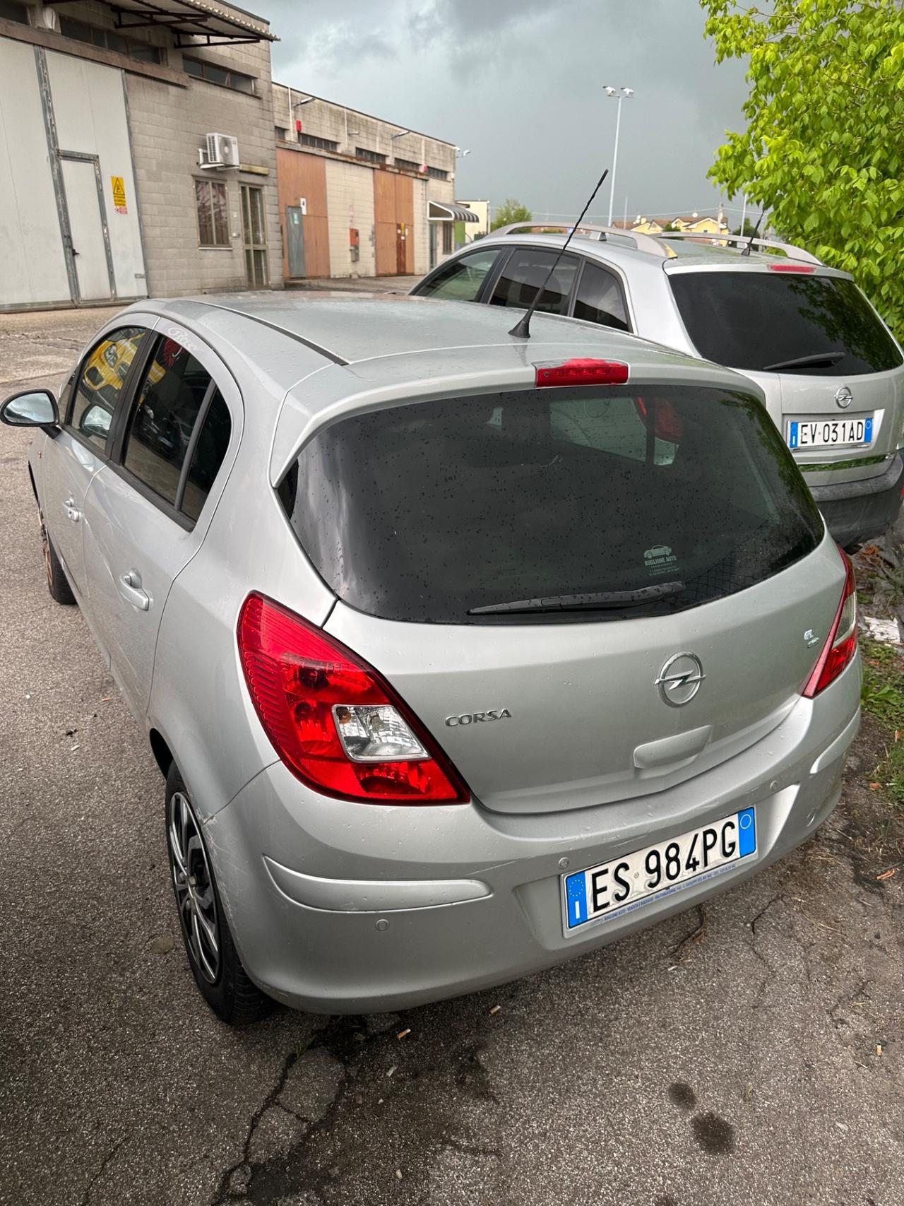 Opel Corsa 1.2 motore rotto, gpl
