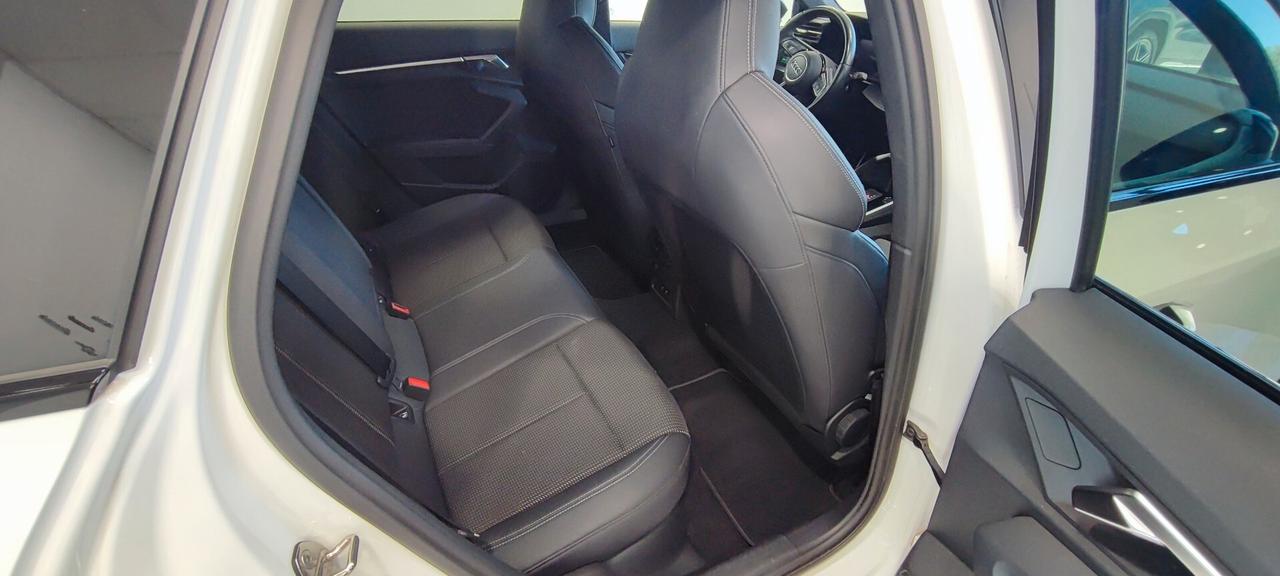 Audi A3 SPB 40 TDI quattro S tronic line edition