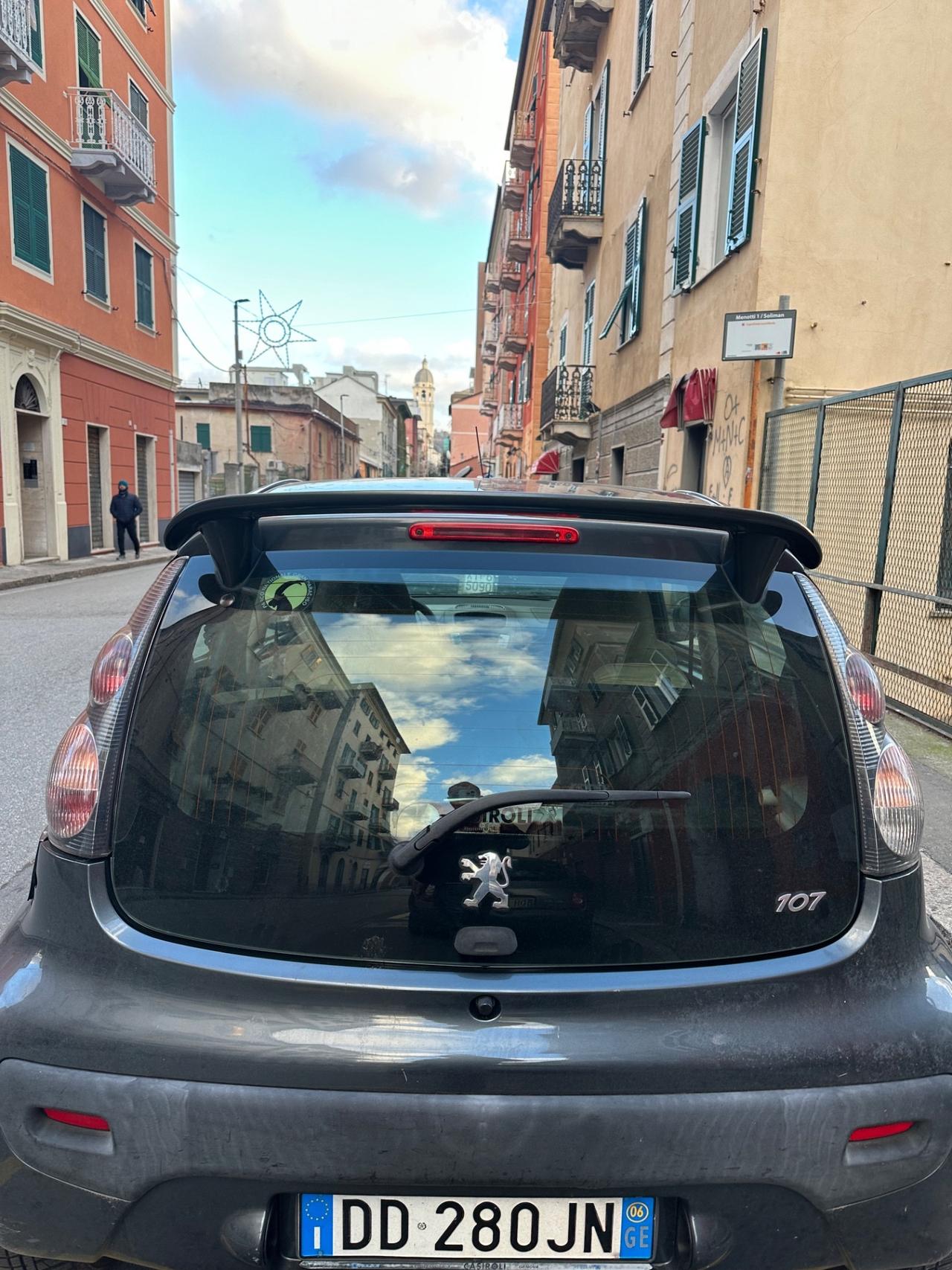 Peugeot 107 1.4 HDi 5p. Sweet Years