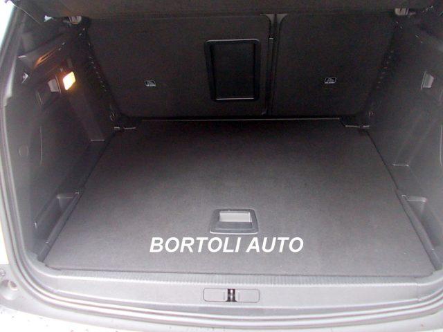 PEUGEOT 3008 BlueHDi 130 25.000 KM EAT8 ALLURE PACK AUTOMATICA