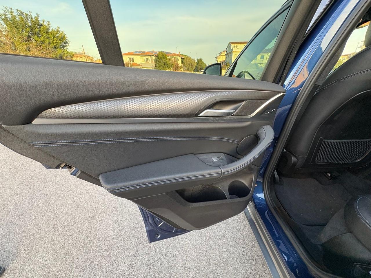 Bmw X4 M 20 d MHEV M Sport X #8726