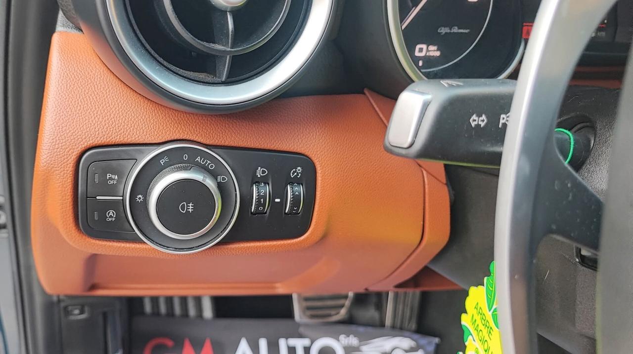 Alfa Romeo Giulia 2.2 Turbodiesel 150 CV Super