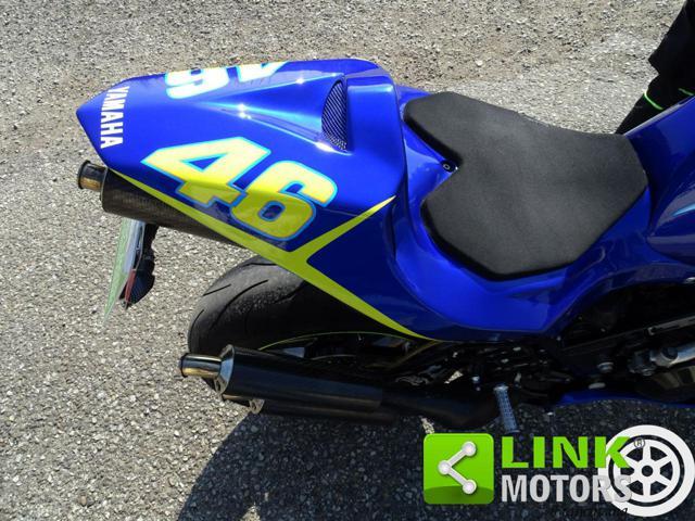 YAMAHA RD 500 LC REPLICA VALENTINO ROSSI