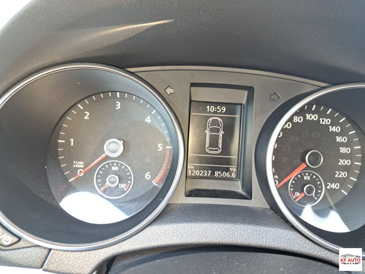 VOLKSWAGEN - Golf 1.6 tdi Highline 5p