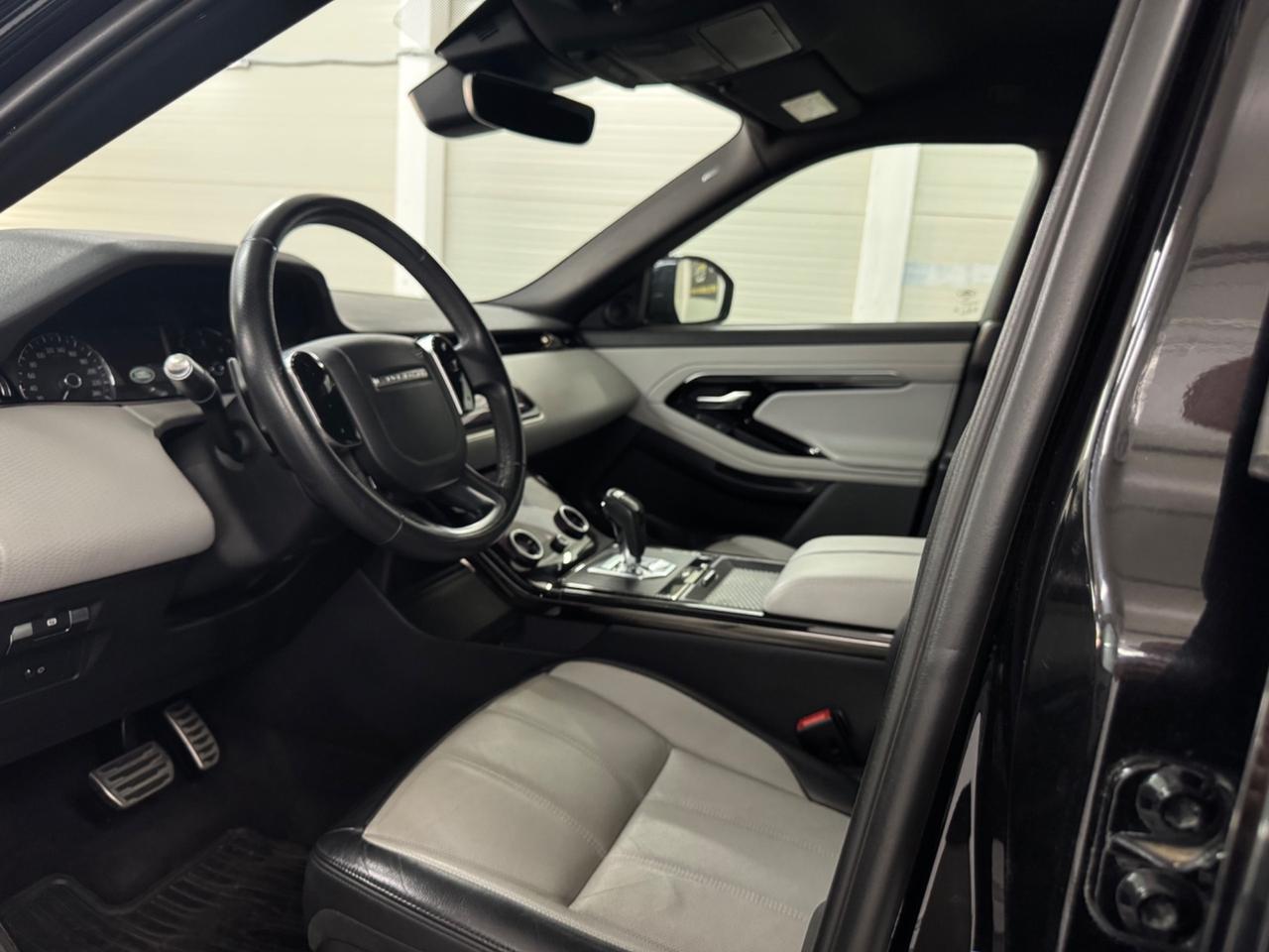 Land Rover Range Evoque R-Dynamic