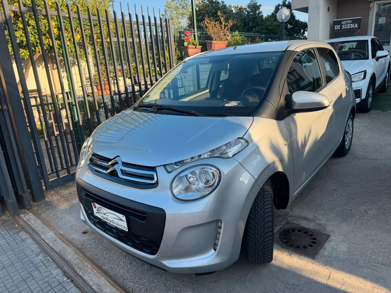 Citroen C1 VTi 72 ETG 5 porte Shine