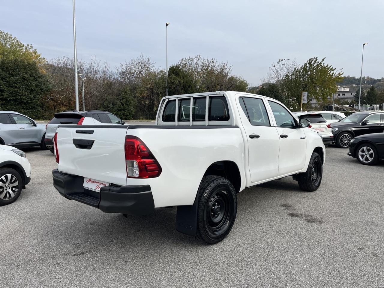 TOYOTA HILUX 2.4 D-4D DOPPIA CAB. 4WD 150 CV 6M