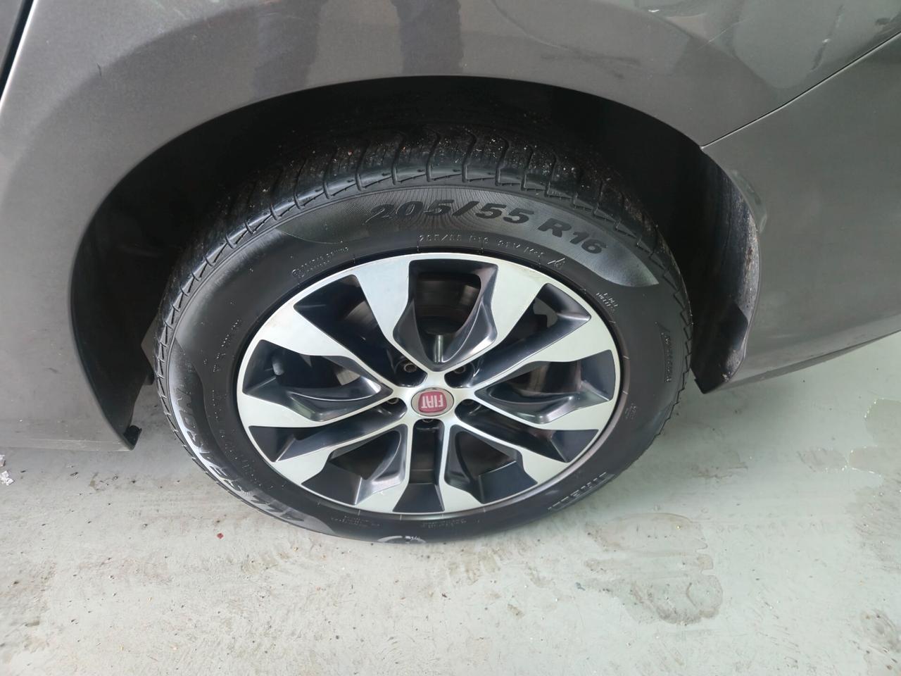 Fiat Tipo 1.6 Mjt 4 porte Lounge