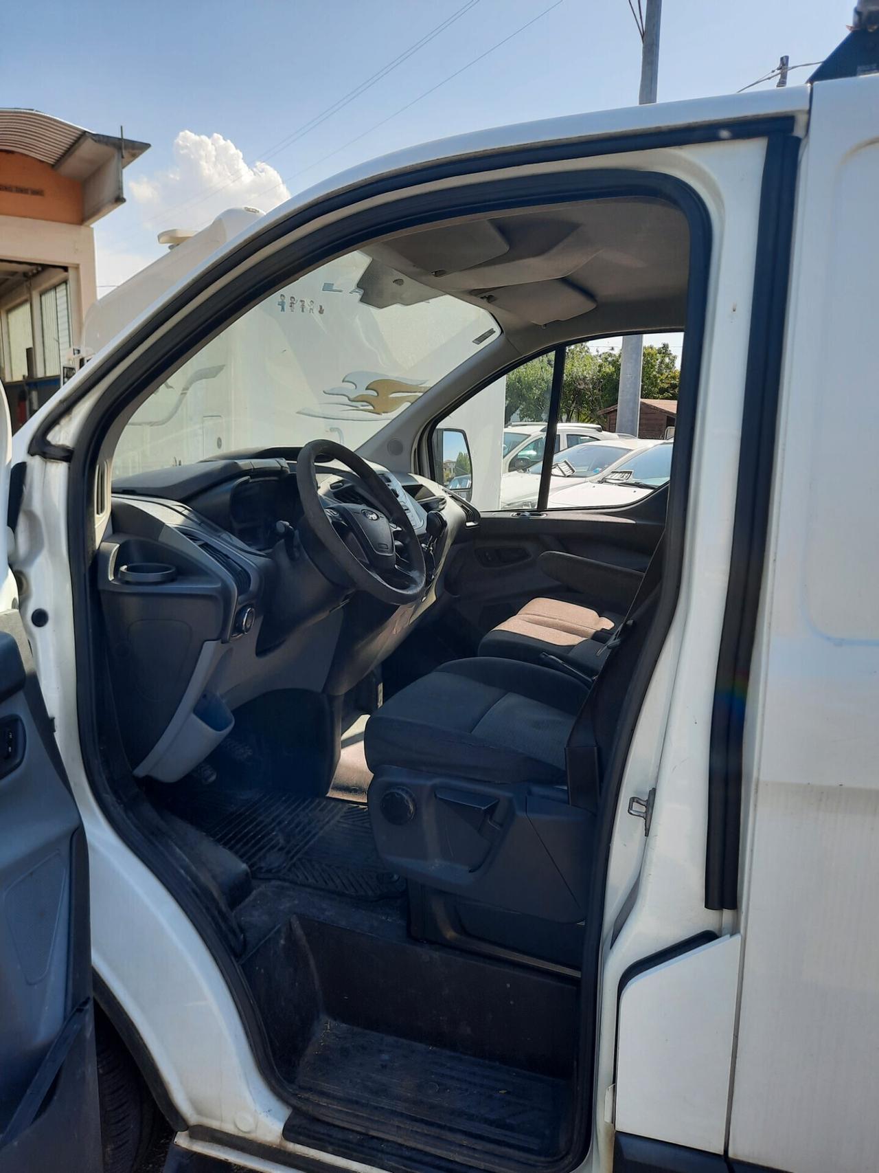 Ford Transit Custom 250 2.2 TDCi PR.IVATO