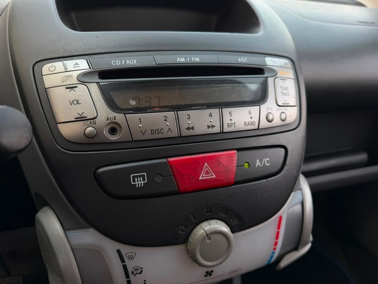 Toyota Aygo 1.0 12V VVT-i CAMBIO AUTOMATICO