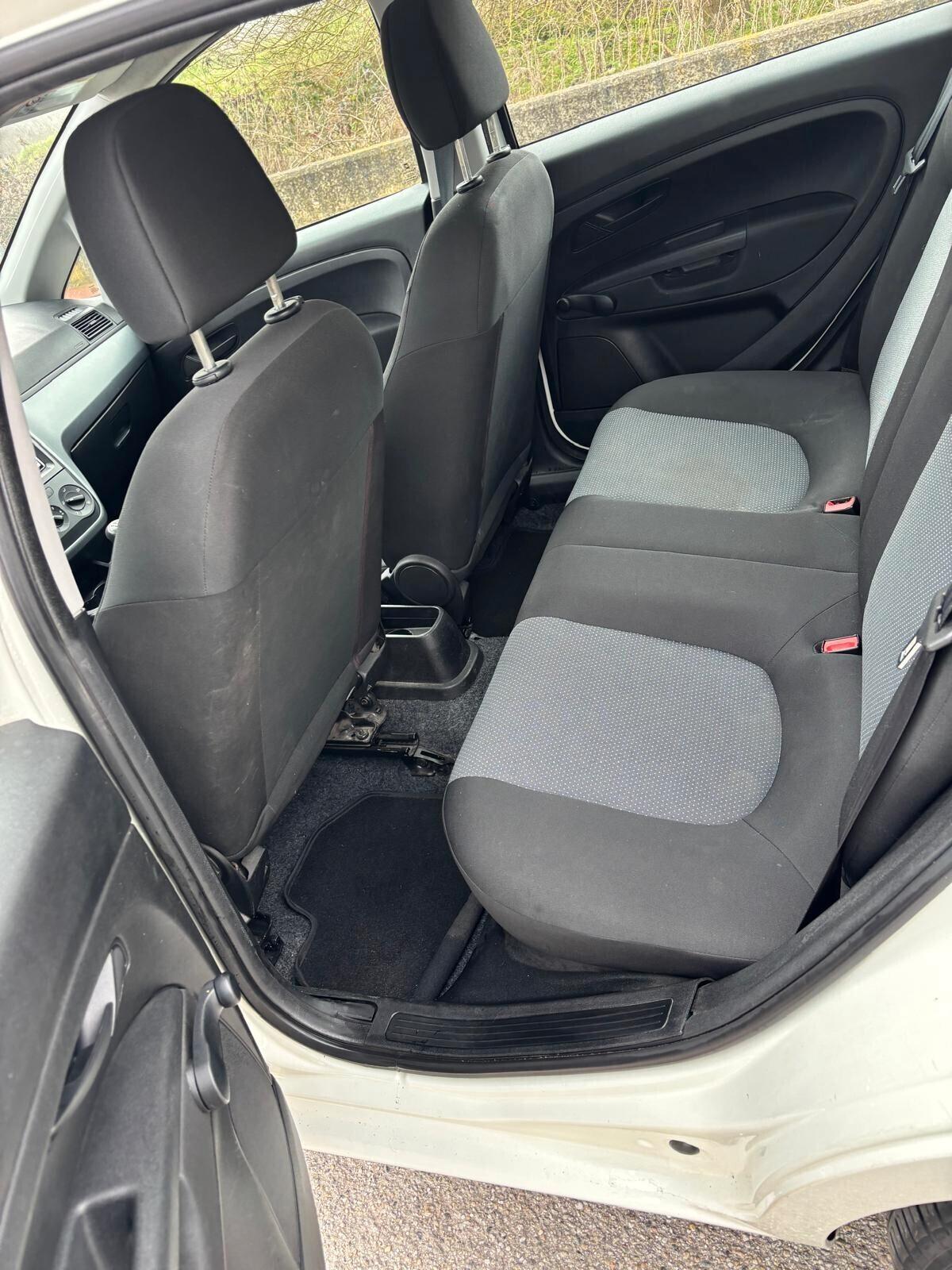 Fiat Grande Punto 1.3MJT 75 5p.Van Actual 4pt