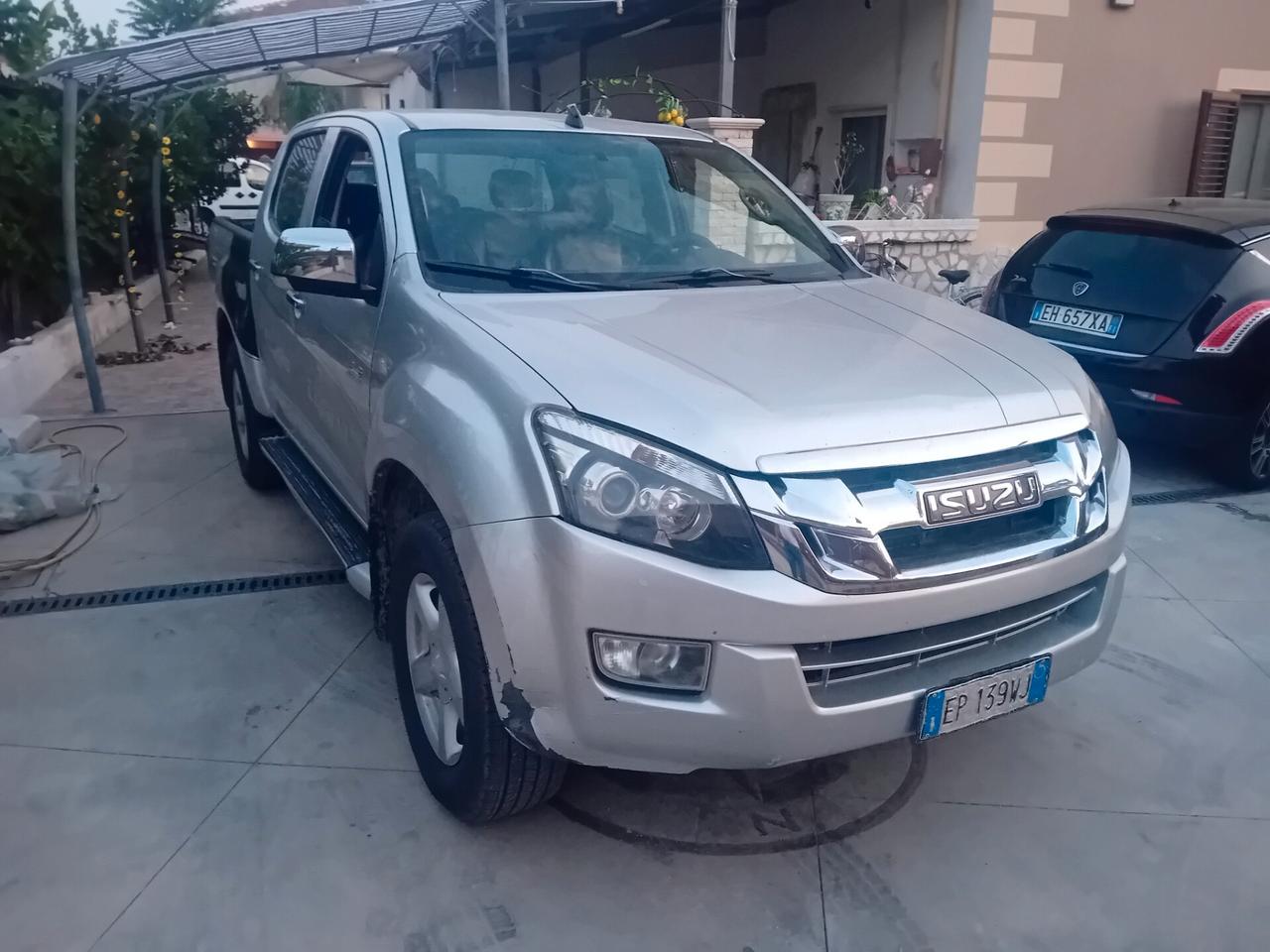 Isuzu D-Max 2.5 Crew Cab Satellite 4WD