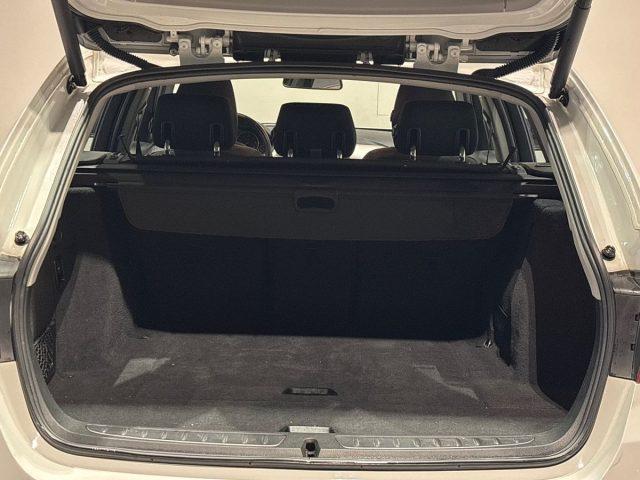 BMW 318 d Touring Business Advantage