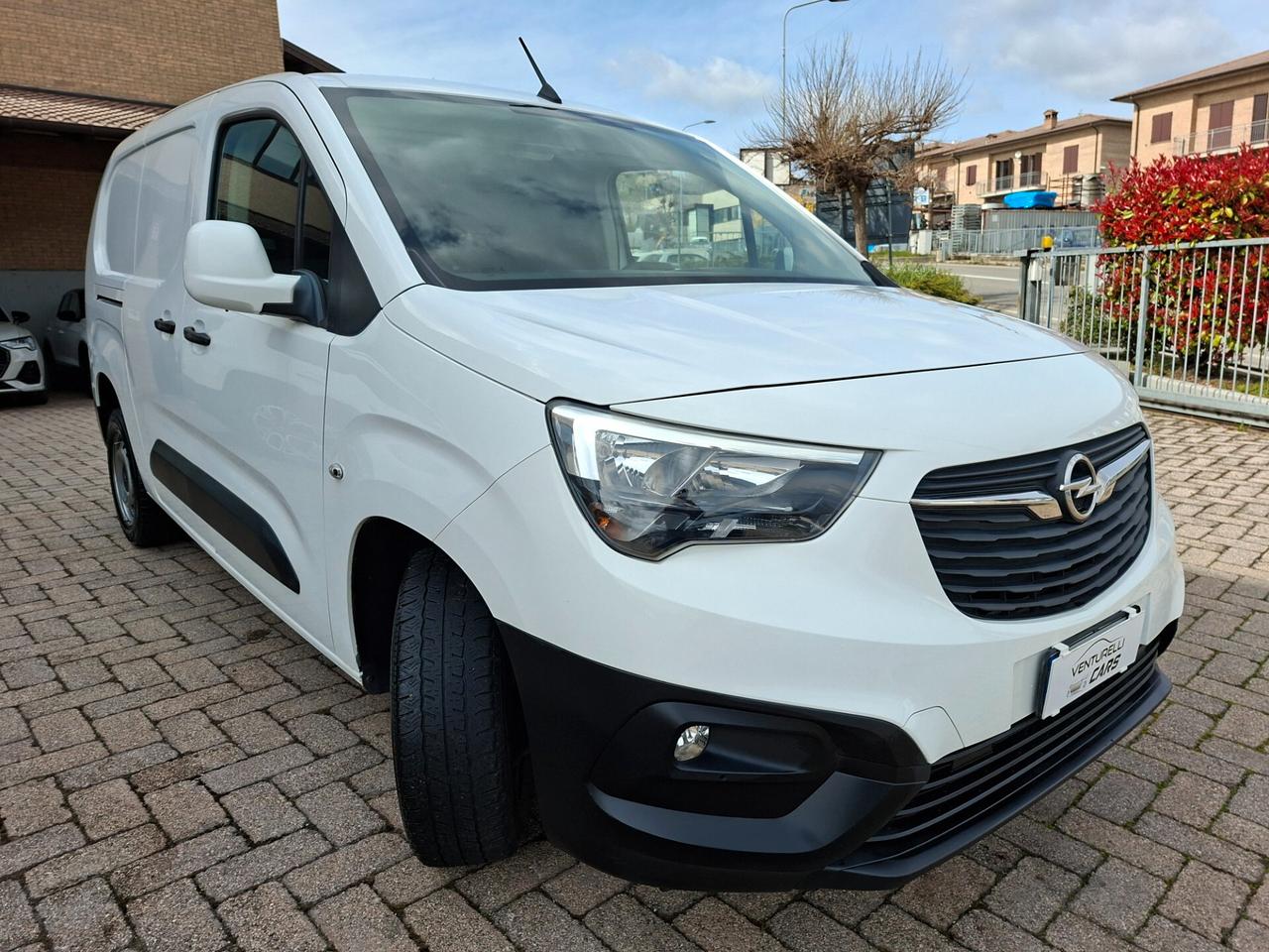 Opel Combo Cargo XL 1.6 Diesel 100CV L2H1 E6 3P.