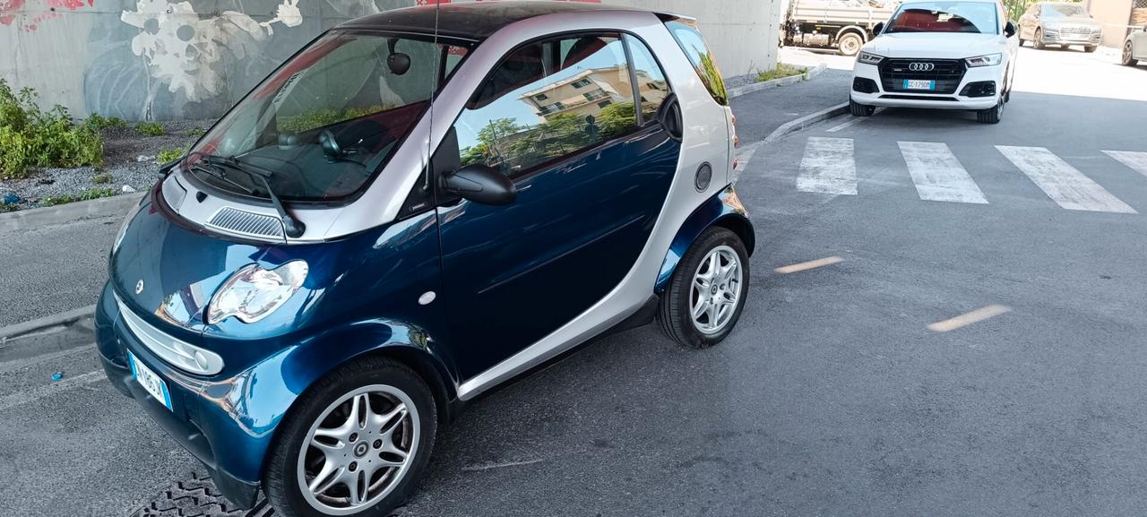 Smart ForTwo 700 coupé passion (45 kW)