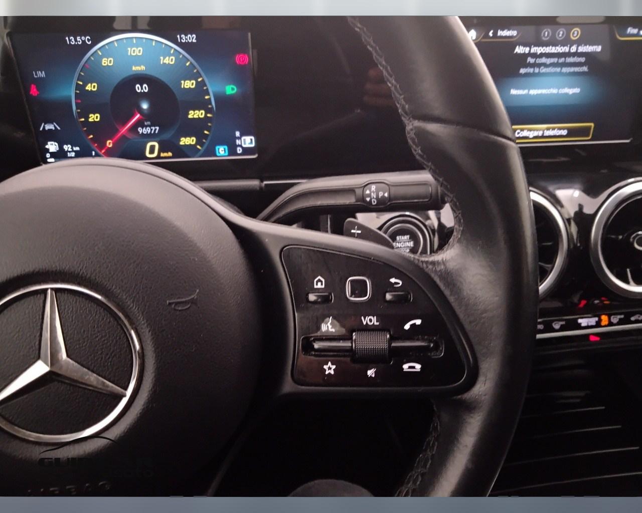 Mercedes-Benz Classe B - W247 2018 - B 180 d Sport auto
