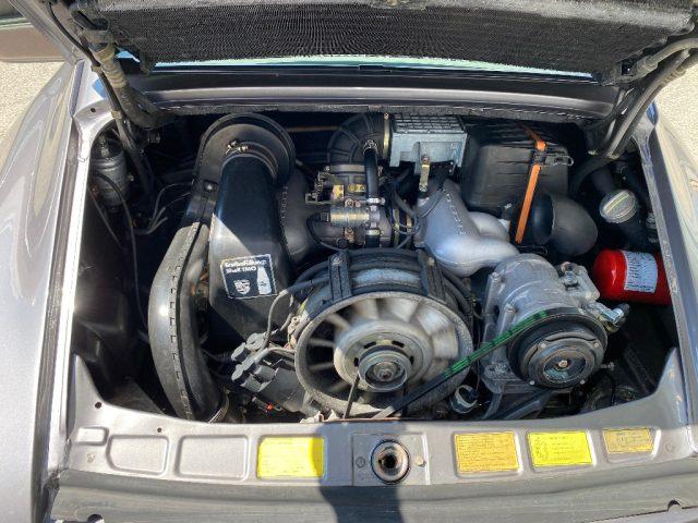PORSCHE 911 Carrera 3.2 Coupé