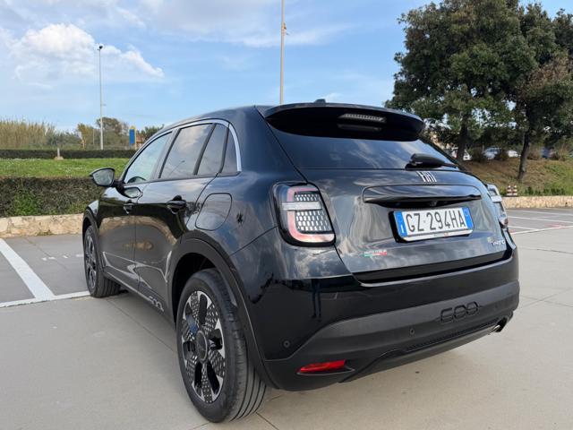 FIAT 600 HYBRID 110 CV DCT MHEV LA PRIMA+PELLE+18+LED