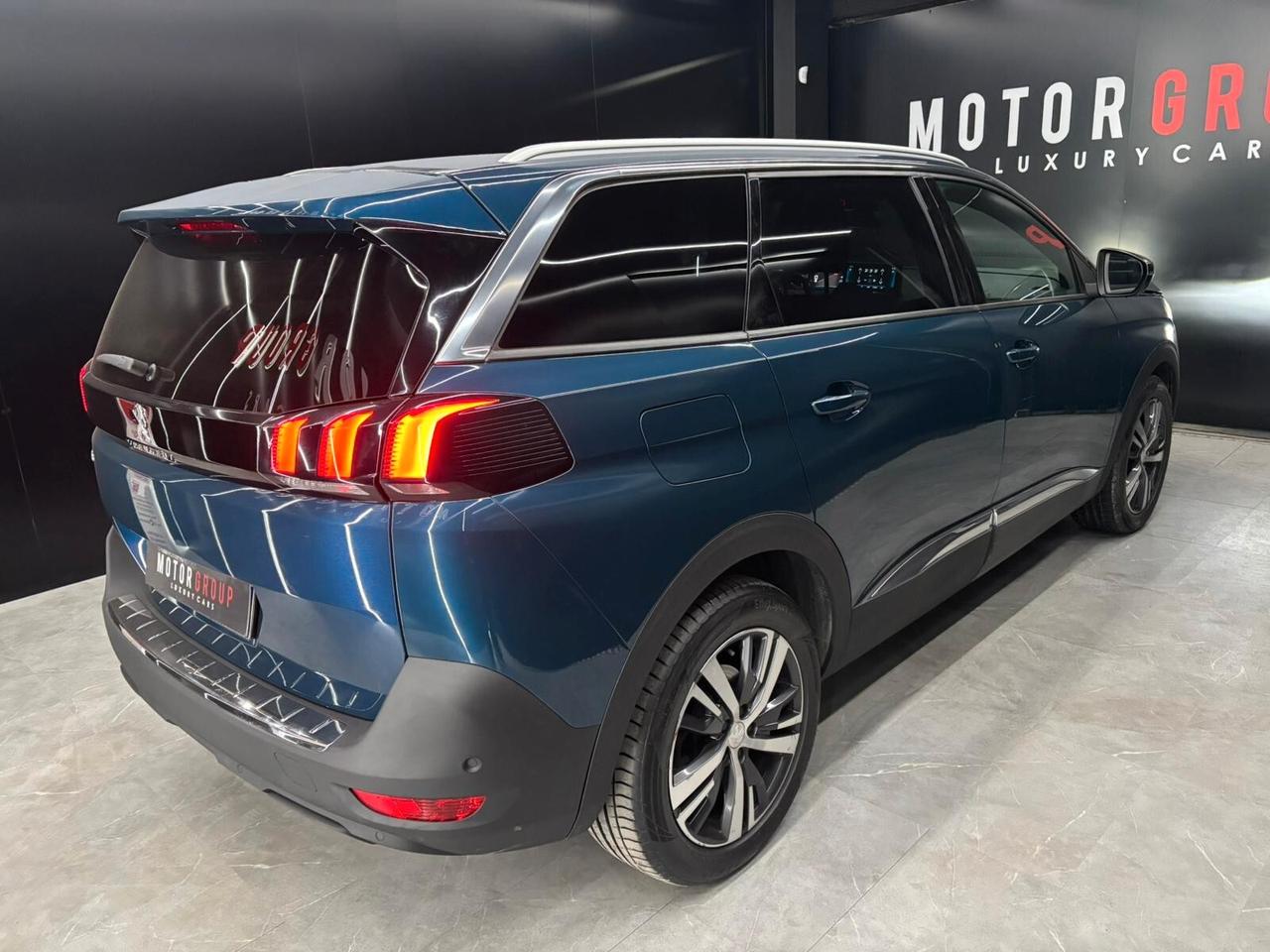 Peugeot 5008 BlueHDi 130 S&S EAT8 Allure Pack 7 posti