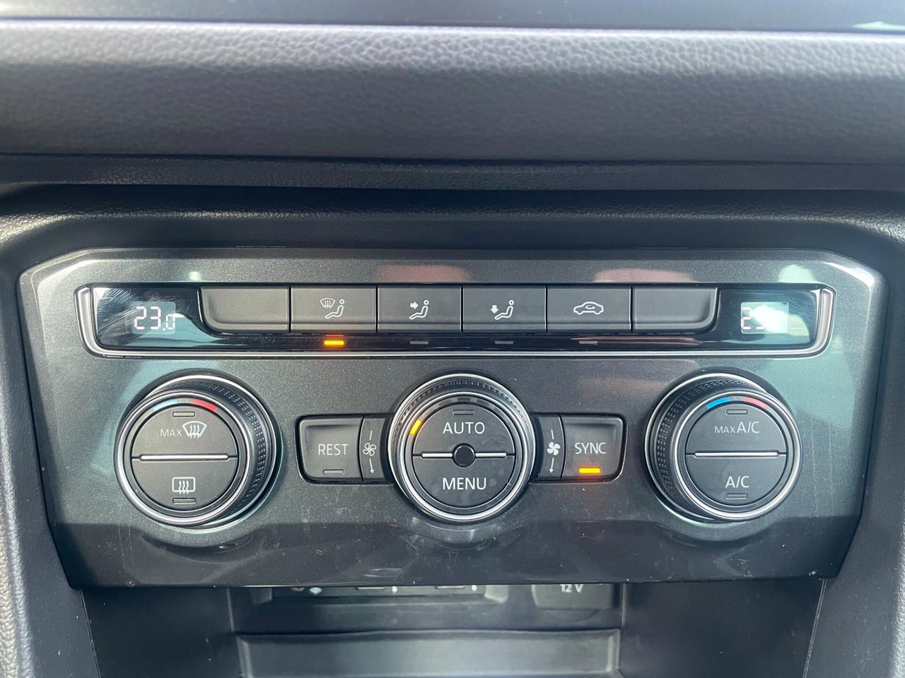 Volkswagen Tiguan 2.0 TDI SCR DSG 4MOTION Advanced BMT