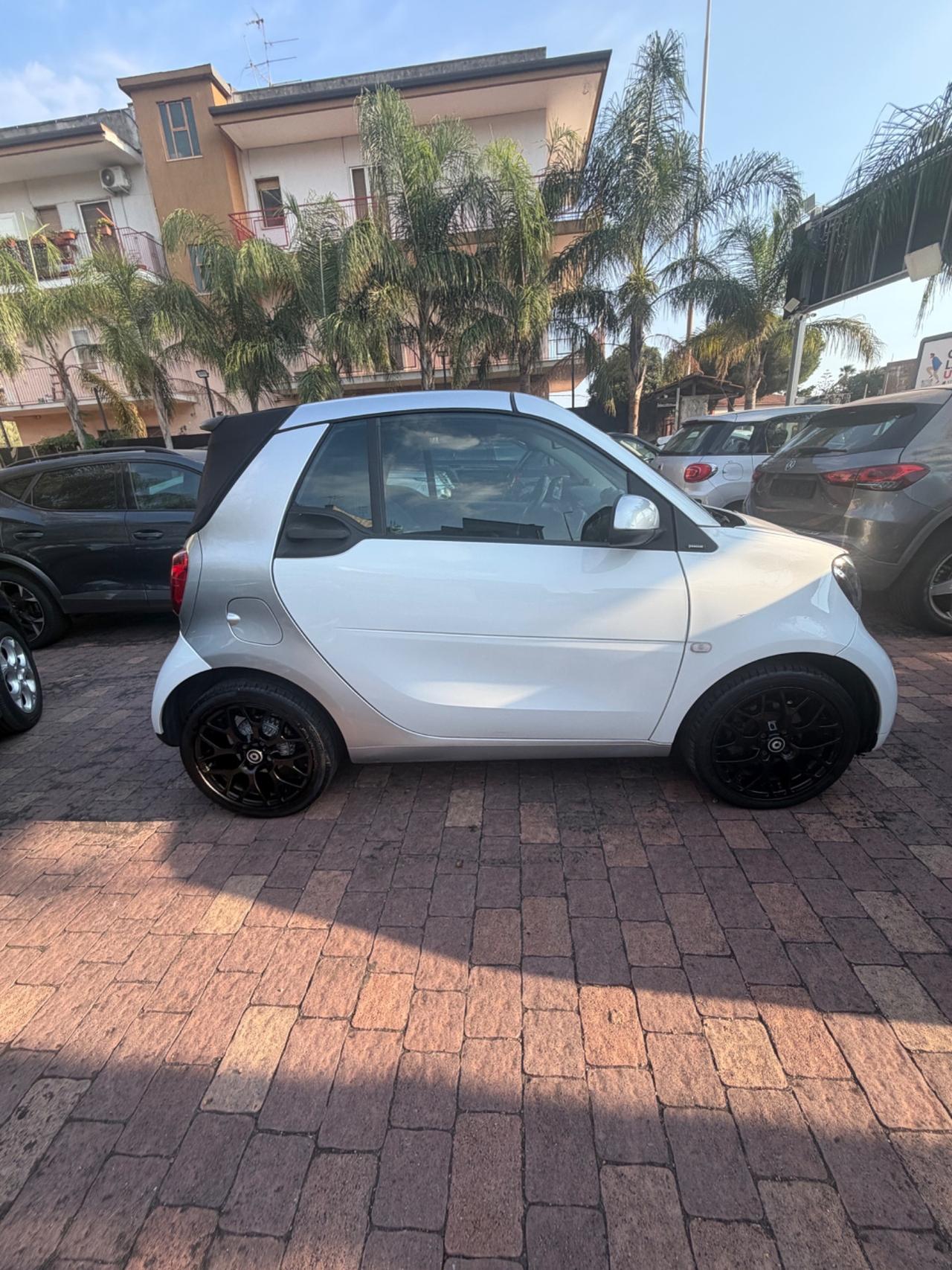Smart ForTwo 70 1.0 twinamic cabrio Passion prezzo 15500