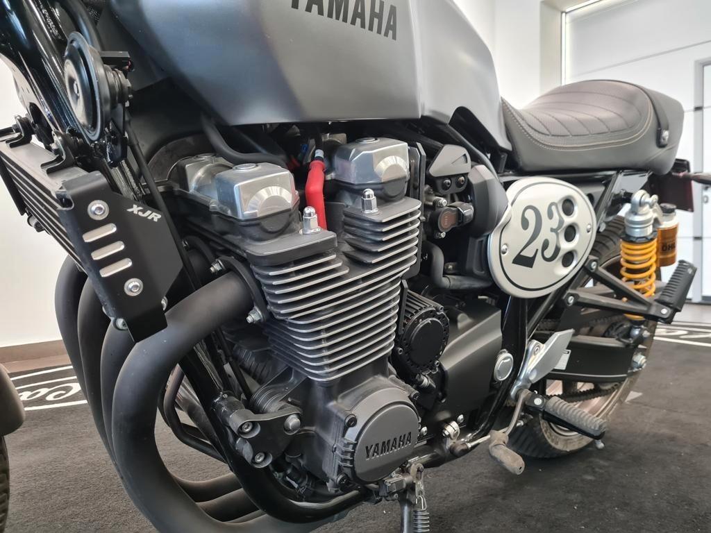 YAMAHA XJR 1300