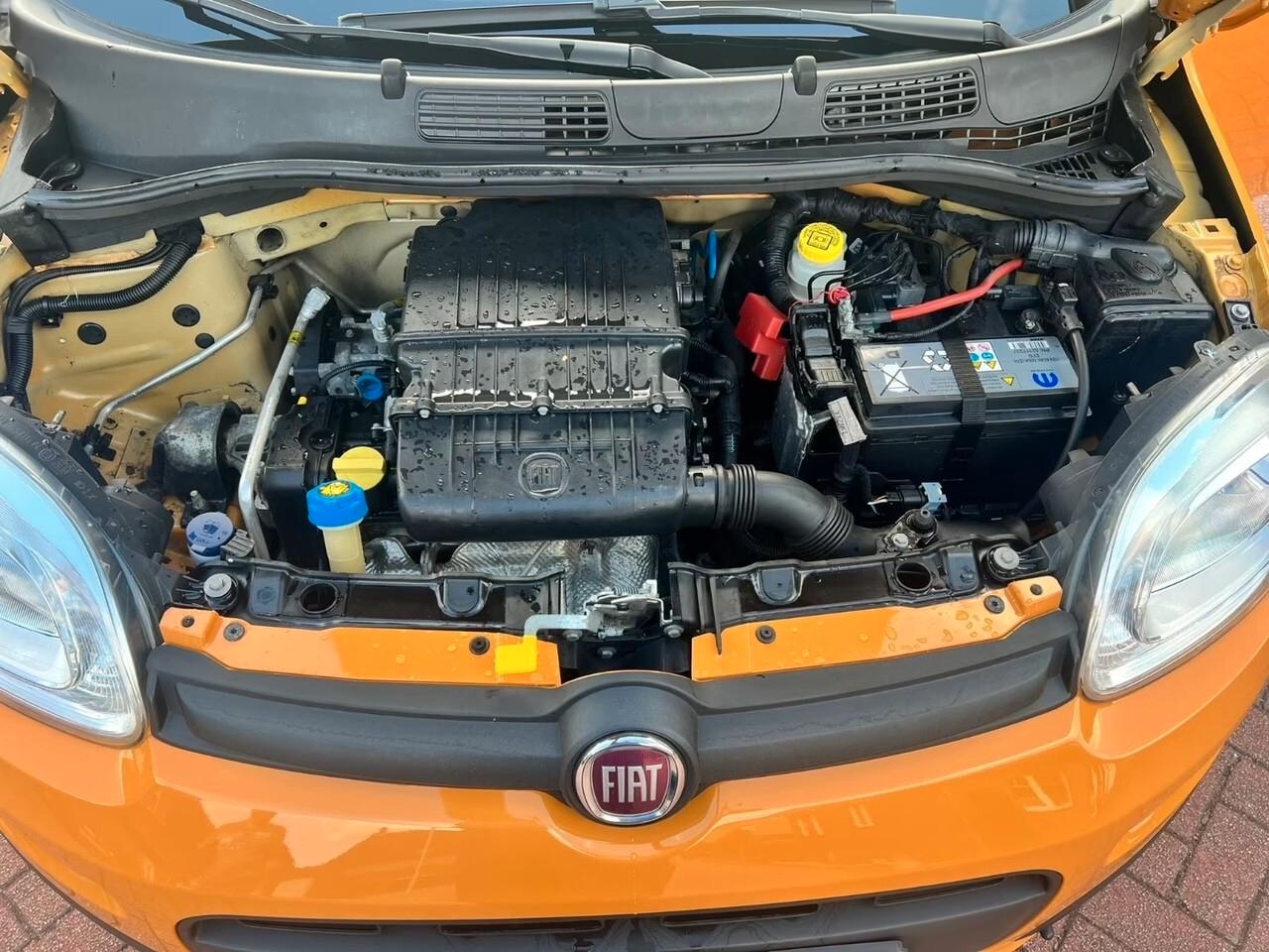 Fiat Panda 1.2 Lounge VARI COLORI