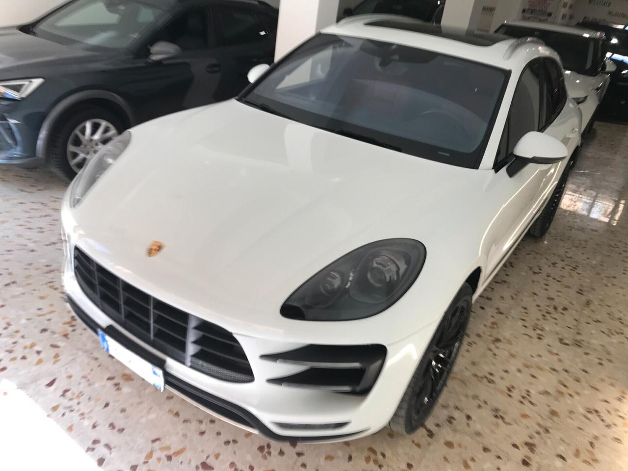 Porsche Macan 3.6 Turbo V6 400cv service Porsche