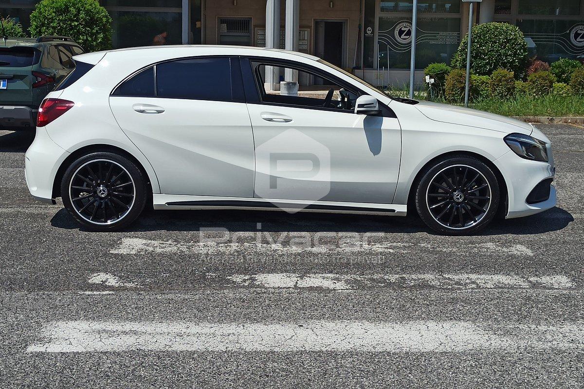 MERCEDES A 200 d Automatic Premium