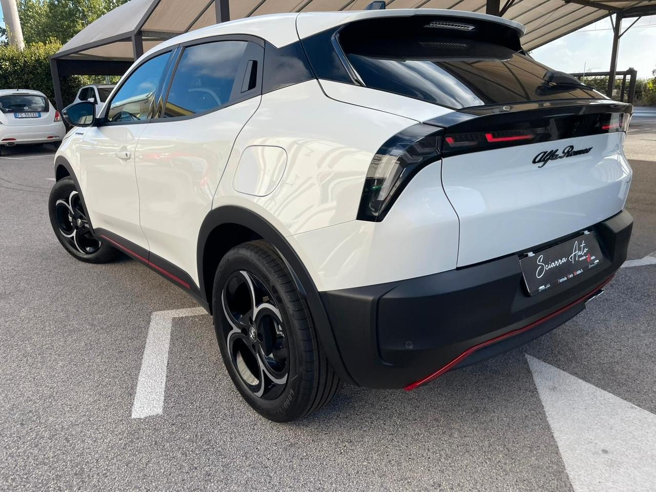 Alfa Romeo Junior 1.2 136 CV Hybrid eDCT6 Speciale