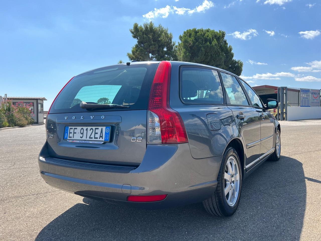 Volvo V50 1.6 D2 114cv Kinetic - 2011